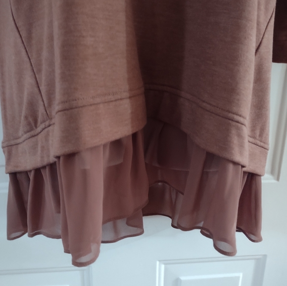 Logo Lavish Dress. Size L. NWOT - Picture 3 of 10